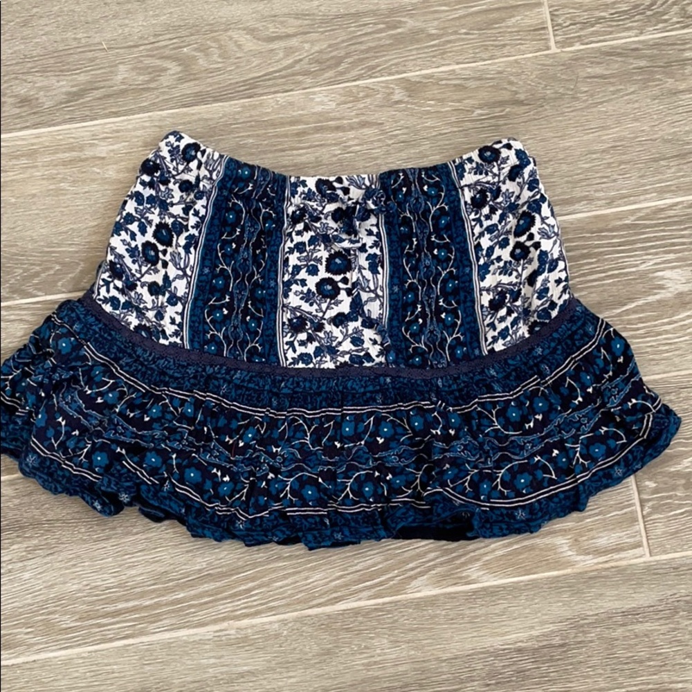 Woman’s Skirt